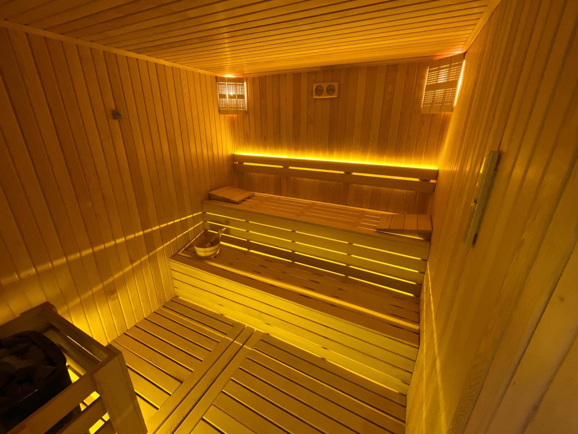 Lures Hotel كالكان المظهر الخارجي الصورة